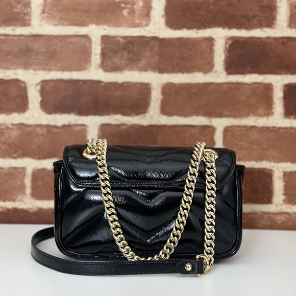 Gucci Marmont Small Black Matelassé Shoulder Bag - Picture 3 of 9